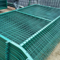 黄山河道边用的绿色带铁管边框安全防落水铁丝护栏围栏网