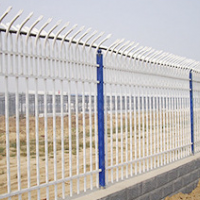 小区喷塑锌钢护栏户外隔离栏铁艺护栏围栏