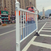 城市交通道路护栏 人行道安全隔离防撞护栏锌钢护栏
