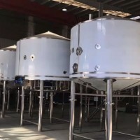 供应小型啤酒厂酿酒设备日产2吨啤酒设备不锈钢啤酒设备厂家定制