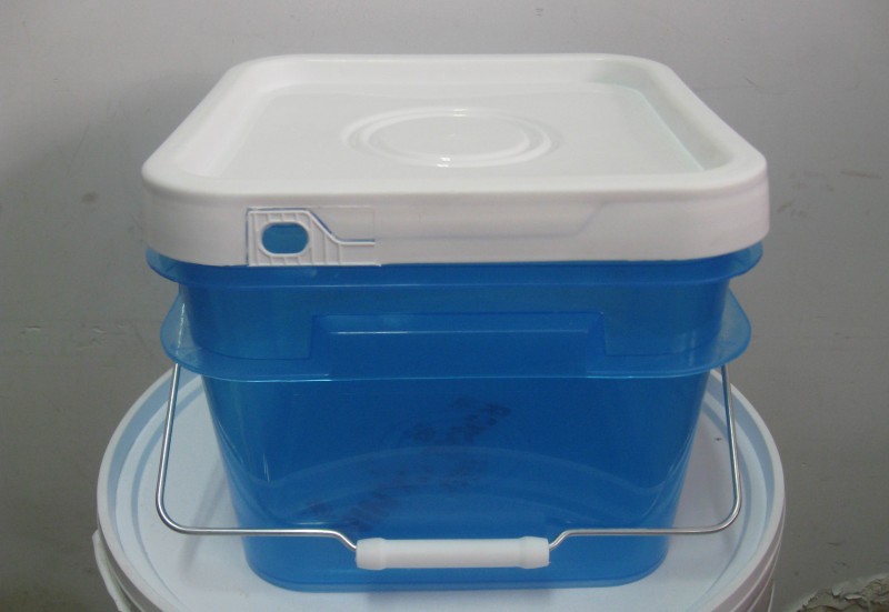 8L塑料透明蓝方桶